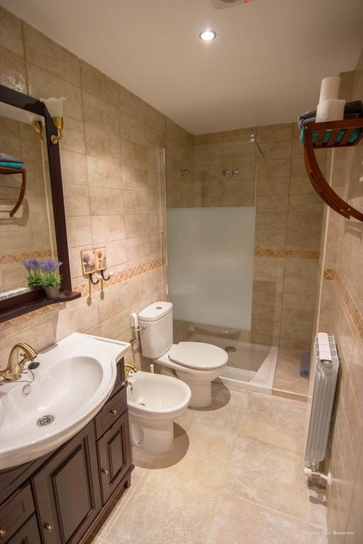 Apartamentos Turisticos Rio Gallego Fontellas  Zewnętrze zdjęcie
